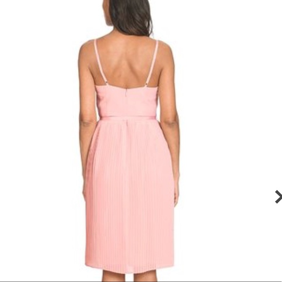 New long tall sally PLEATED GEORGETTE DRESS Sz 8 - Picture 3 of 5